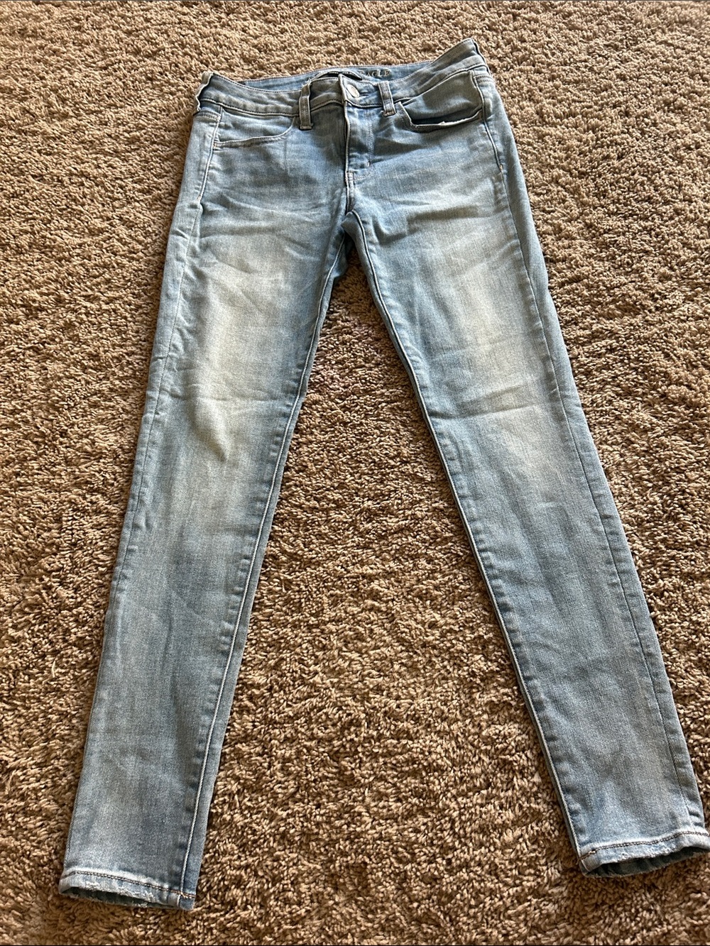 Light Blue American Eagle Women’s Skinny Jeans
